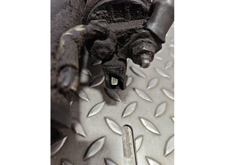 Стартер к Volkswagen Sharan, 2003г.