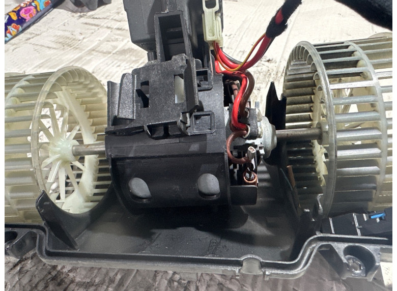 Моторчик печки к BMW 5 E60/E61, 2008г.