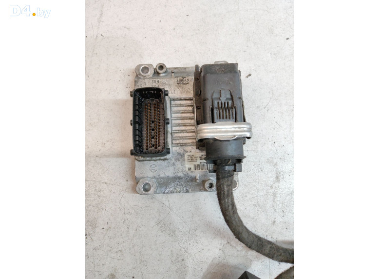 Блок управления двигателем к Opel Astra 2004 г.