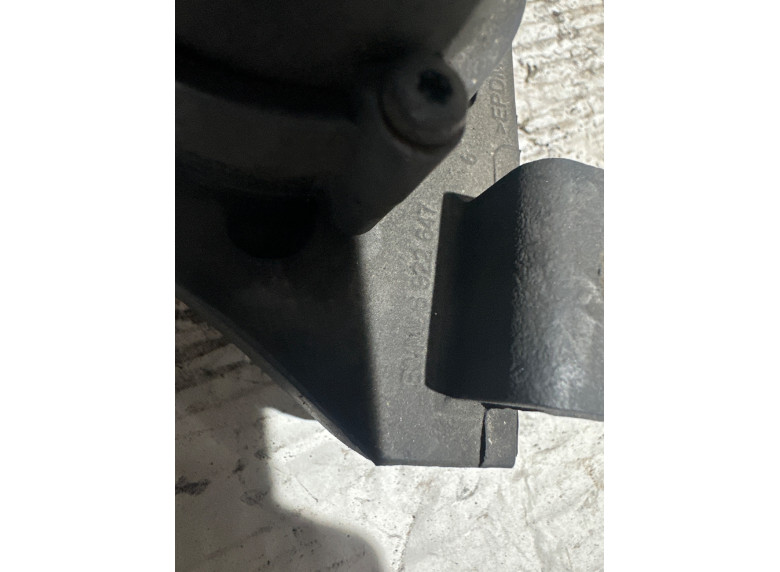 Насос антифриза дополнительный к BMW 5 E60/E61, 2008г.