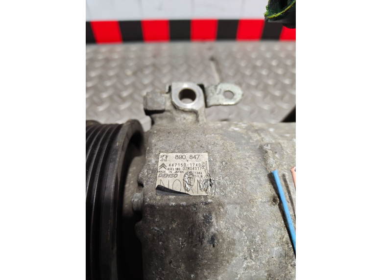 Компрессор кондиционера к Peugeot 5008, 2010г.