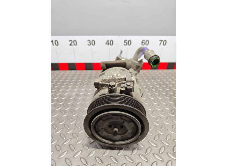 Компрессор кондиционера к Peugeot 5008, 2010г.