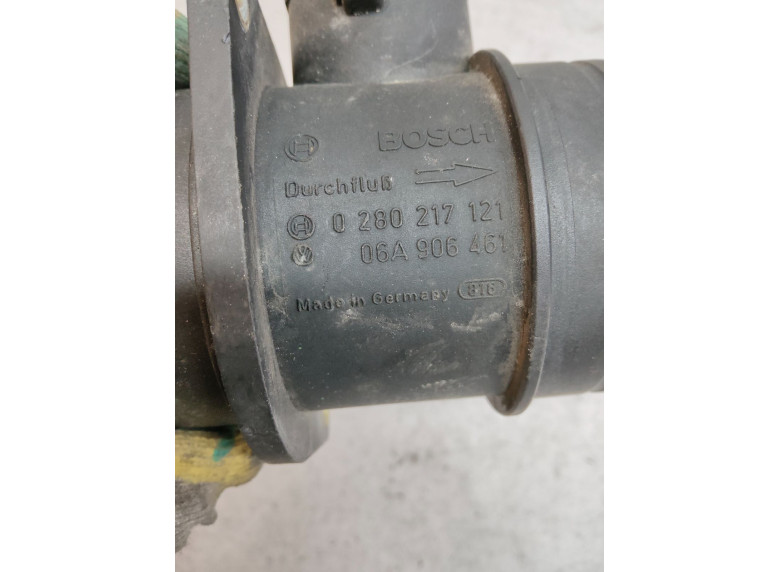 Расходомер воздуха к Volkswagen Golf, 2005г.