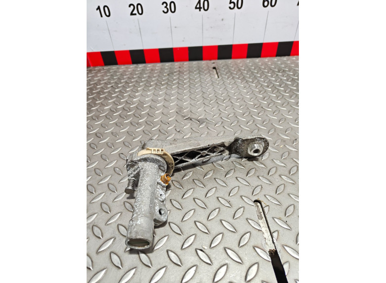 Натяжитель ремня генератора к Peugeot 5008, 2010г.