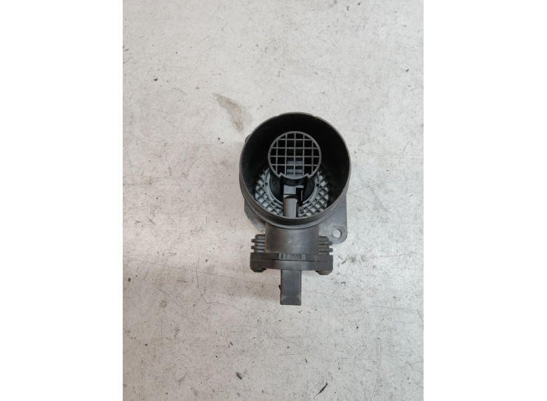 Расходомер воздуха к Volkswagen Passat, 2005г.