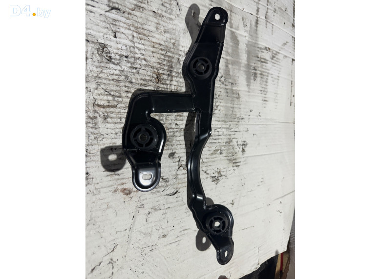 Кронштейн воздушного фильтра к BMW XMG09 2023 г.