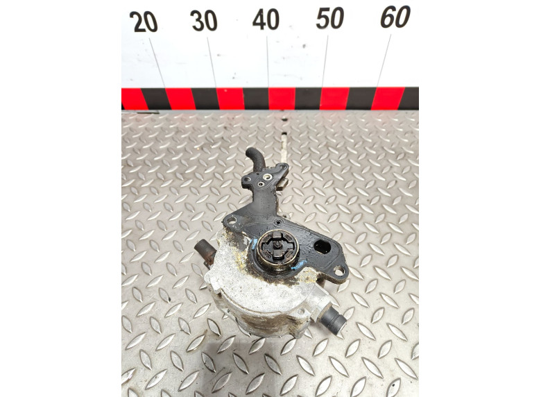Насос тандемный к Volkswagen Passat, 2003г.