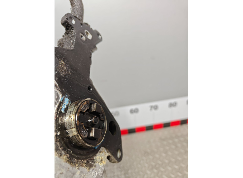 Насос тандемный к Volkswagen Passat, 2003г.