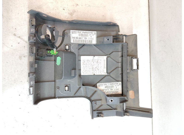 Крышка блока предохранителей к Seat Alhambra, 2003г.