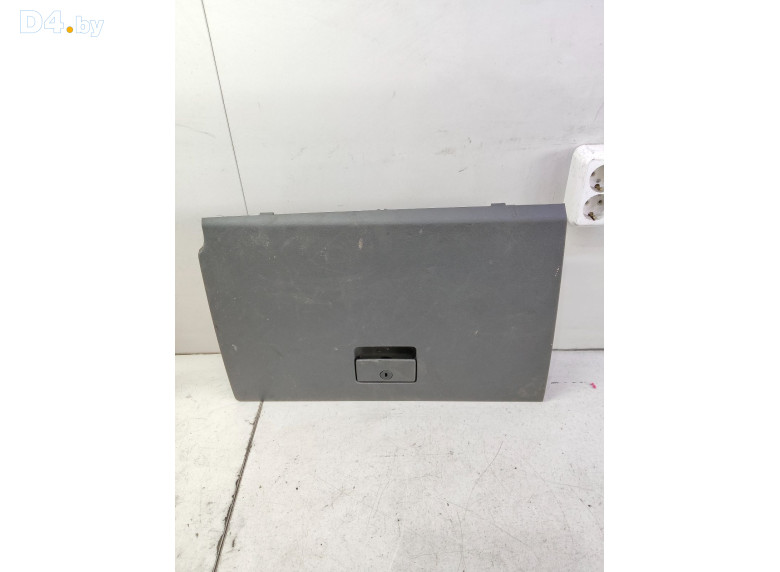 Бардачок к Seat Alhambra 2007 г.