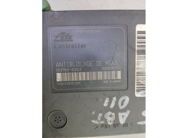 Блок ABS к Citroen C5, 2000г.