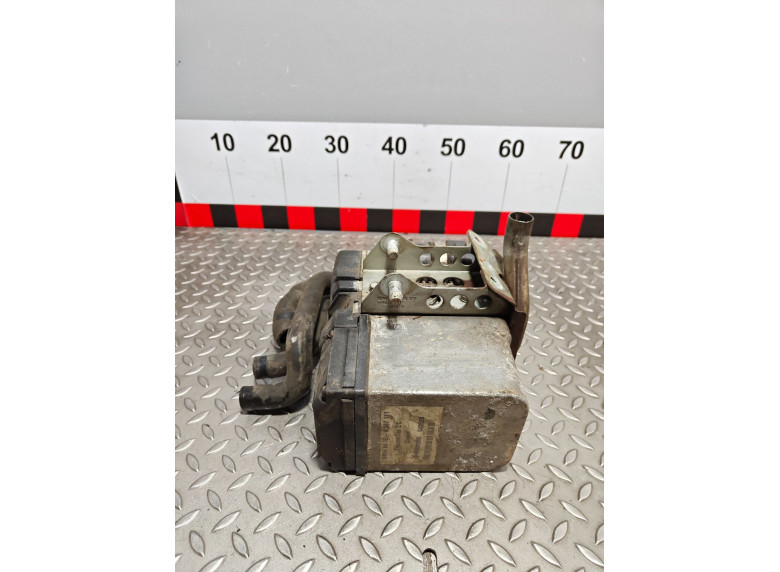 Автономный отопитель к BMW 5 E39, 2002г.