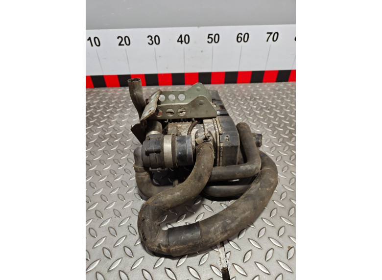 Автономный отопитель к BMW 5 E39, 2002г.