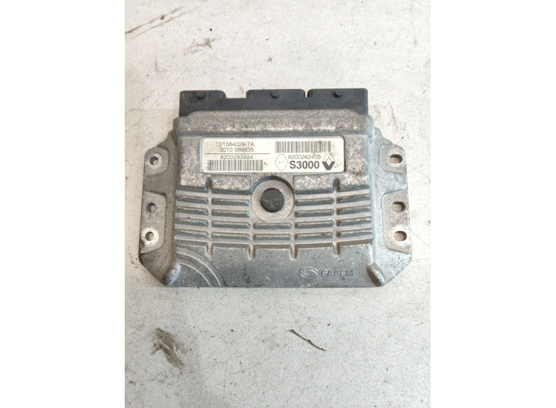 Блок управления двигателем к Renault Megane, 2005г.