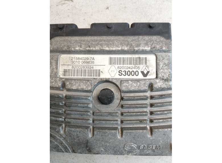 Блок управления двигателем к Renault Megane, 2005г.