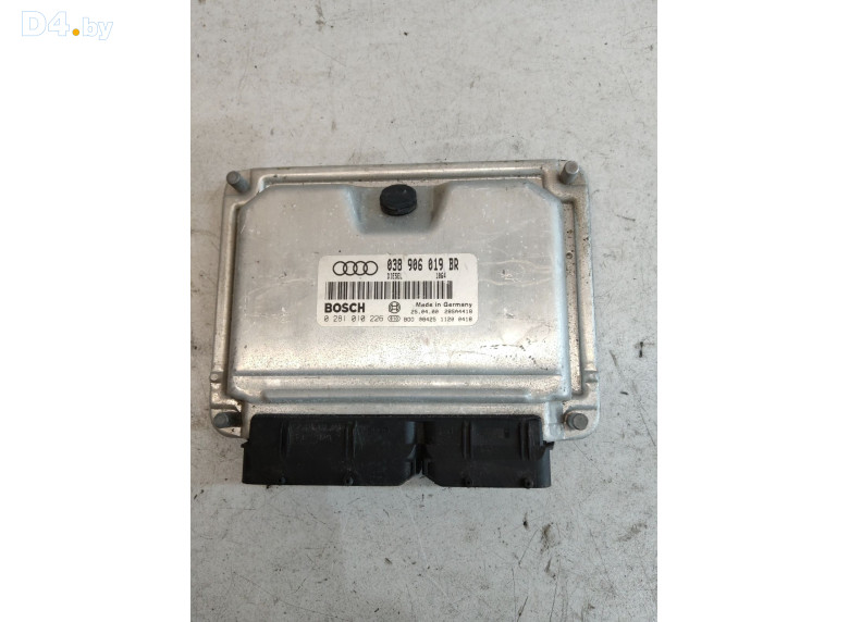 Блок управления двигателем к Audi A4 2000 г.