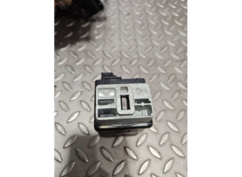 Замок рулевой колонки к Renault Scenic, 2006г.