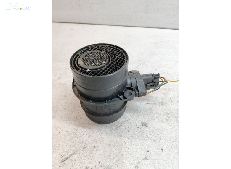 Расходомер воздуха к Kia Sorento 2003 г.