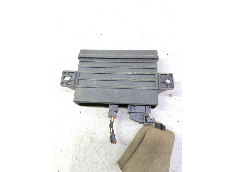 Блок управления парктрониками к Peugeot Partner, 2011г.