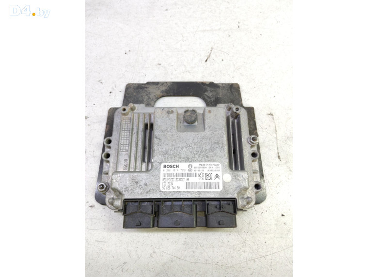 Блок управления двигателем к Peugeot 3008 2009 г.