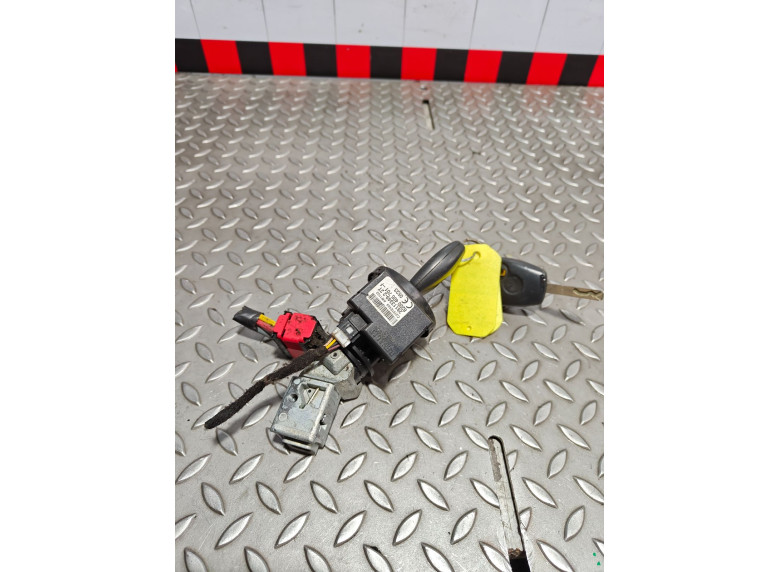 Замок зажигания к Renault Kangoo, 2010г.