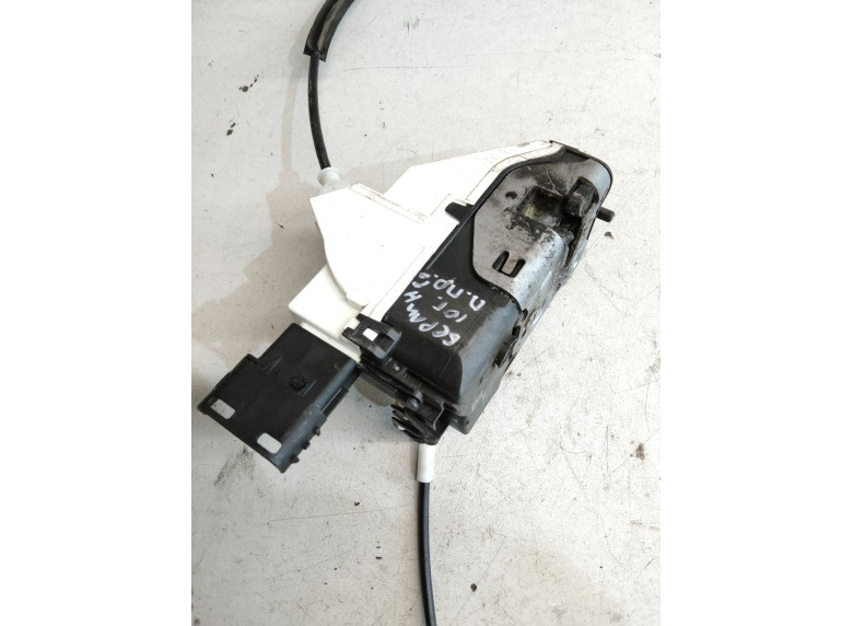 Замок двери передней правой к Citroen Berlingo, 2009г.