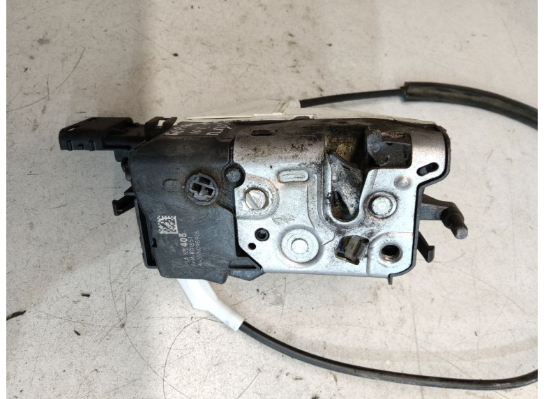 Замок двери передней правой к Citroen Berlingo, 2009г.