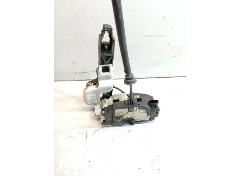 Замок двери передней левой к Kia Ceed, 2008г.