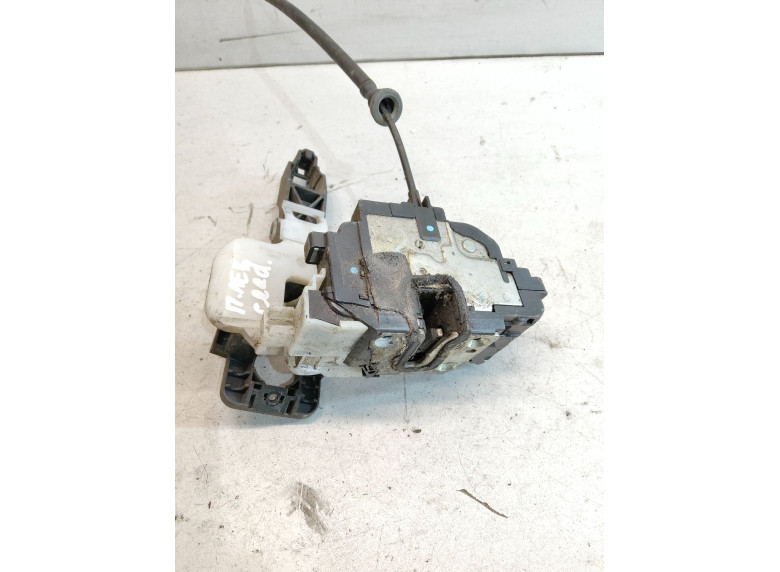 Замок двери передней левой к Kia Ceed, 2008г.