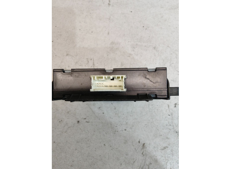 Стабилизатор напряжения к Volkswagen Golf, 2011г.