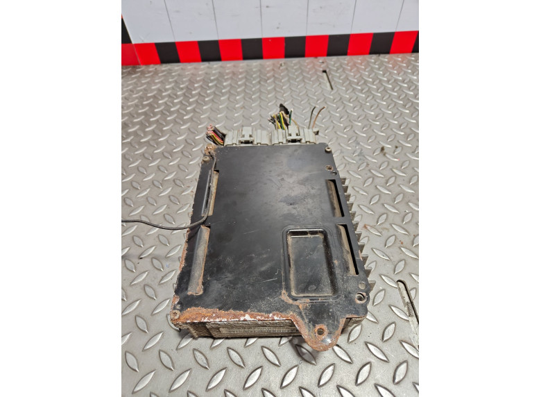 Блок управления двигателем к Chrysler Voyager, 1997г.