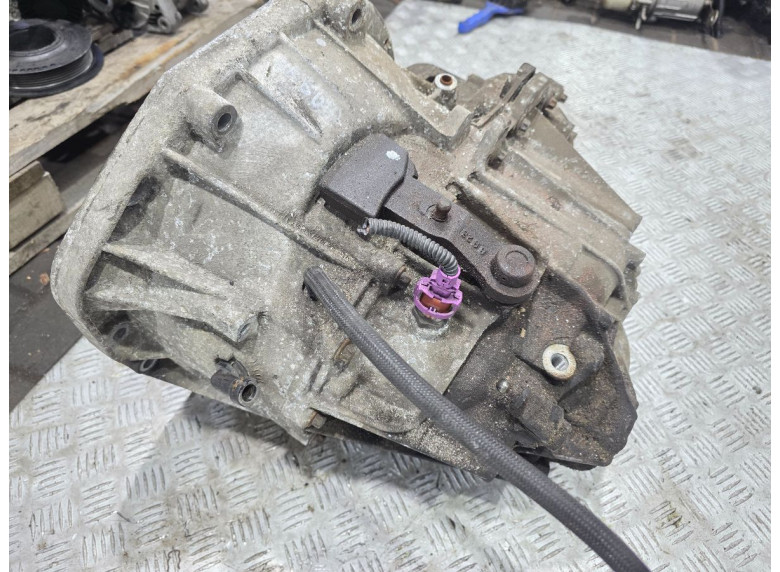 КПП механическая (МКПП) к Nissan Primastar, 2008г.