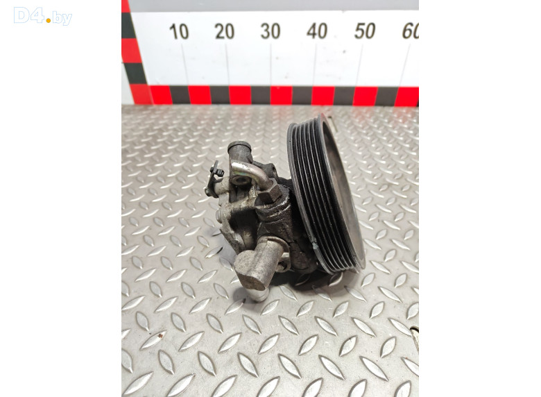 Насос гидроусилителя руля к Mercedes CW203 2005 г.