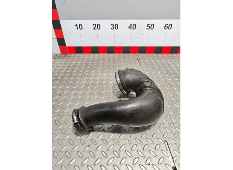 Патрубок турбины к Mercedes C W203, 2005г.