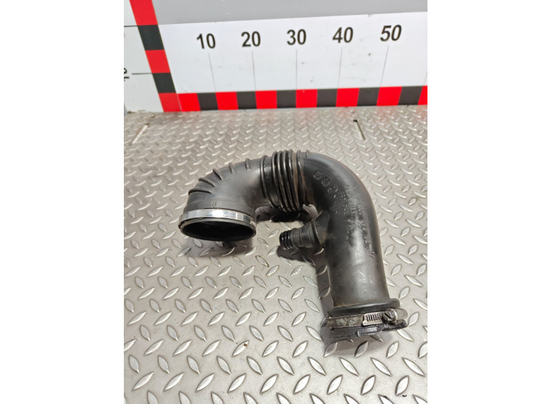 Патрубок турбины к Mercedes C W203, 2005г.