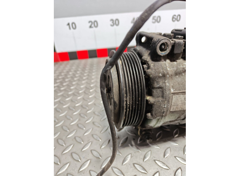 Компрессор кондиционера к Mercedes C W203, 2005г.