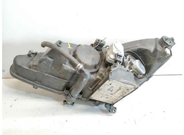 Фара правая к Peugeot 607, 2008г.