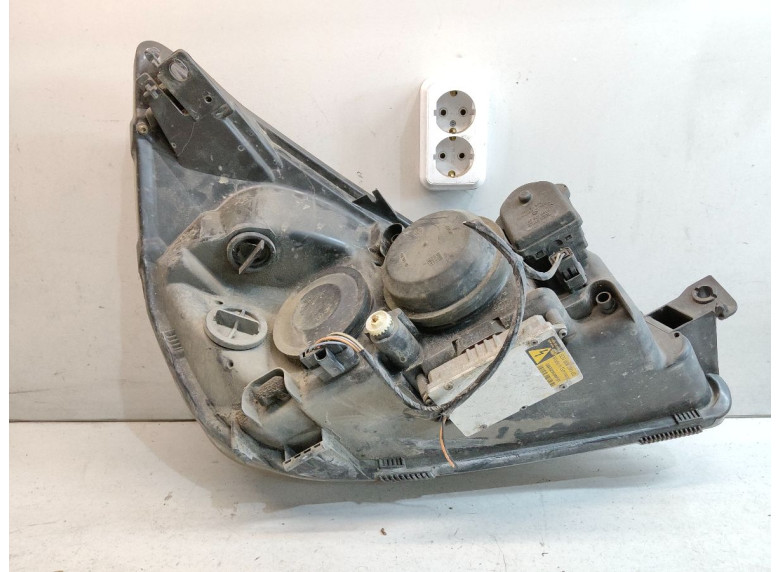 Фара левая к Renault Espace, 2005г.