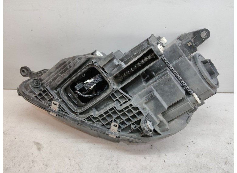 Фара правая к Mercedes GLE W167, 2020г.