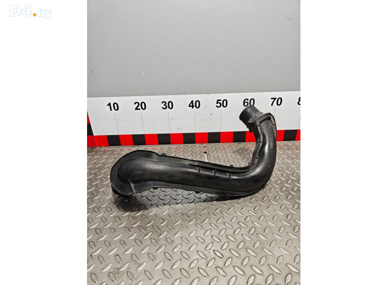 Патрубок интеркулера к Opel Vivaro 2009 г.