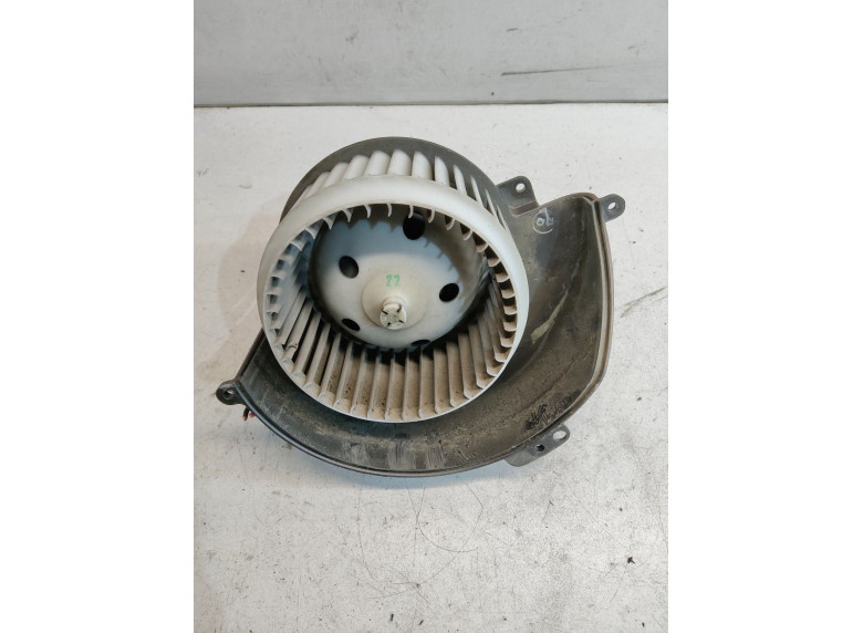 Моторчик печки к Opel Astra, 2005г.