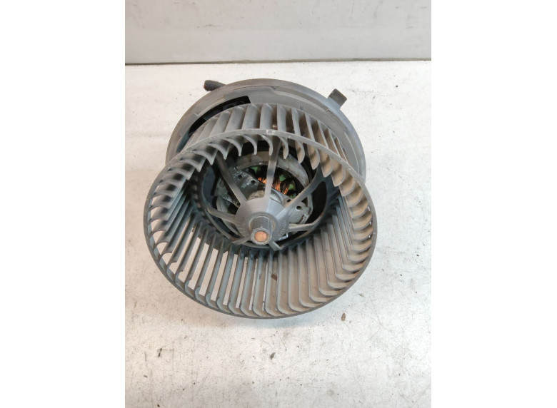 Моторчик печки к Volkswagen Sharan, 2004г.