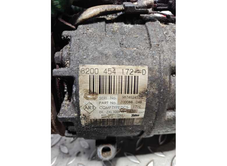 Компрессор кондиционера к Renault Trafic, 2009г.