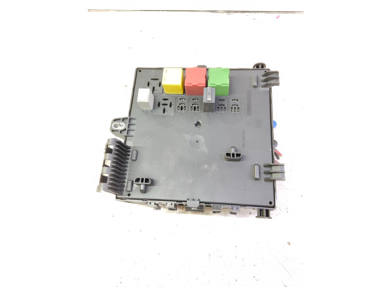 Блок предохранителей к Opel Signum, 2007г.