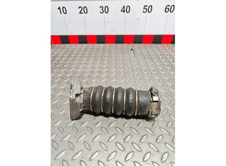 Патрубок интеркулера к Opel Zafira, 2008г.