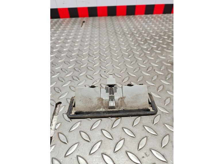 Кнопка открытия багажника к Opel Signum, 2007г.