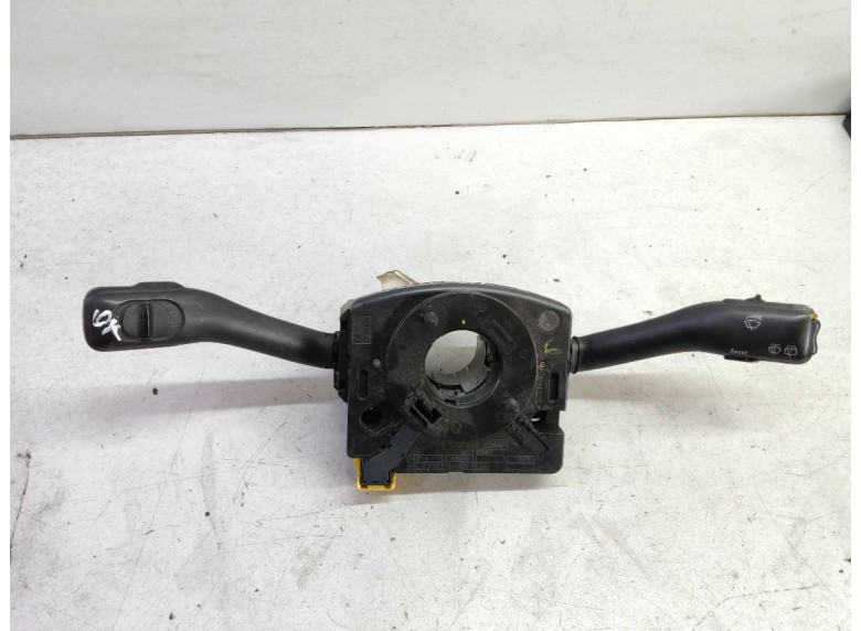 Переключатель подрулевой (стрекоза) к Volkswagen Sharan, 2004г.