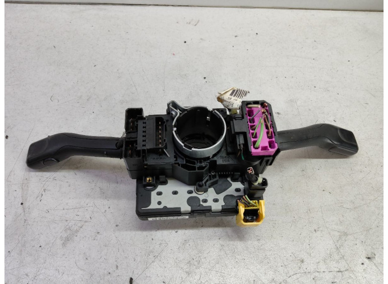 Переключатель подрулевой (стрекоза) к Volkswagen Sharan, 2004г.