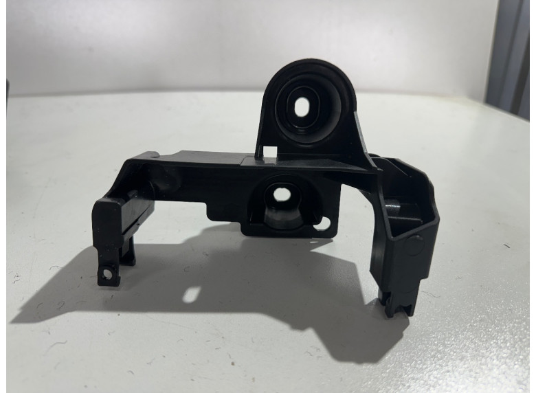 Пластик к BMW XM G09, 2023г.