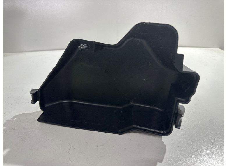 Крышка блока предохранителей к BMW XM G09, 2023г.